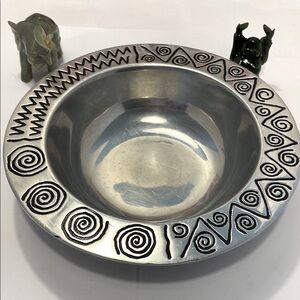 Wilton Armetale Silver Decorative Bowl with Black Spiral Design